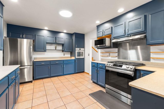 1804 Rita Drive NE, Albuquerque, NM 87106