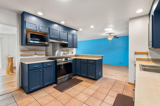 1804 Rita Drive NE, Albuquerque, NM 87106