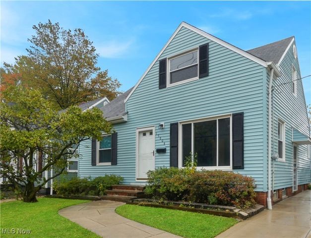 13804 Rockside Road, Garfield Heights, OH 44125