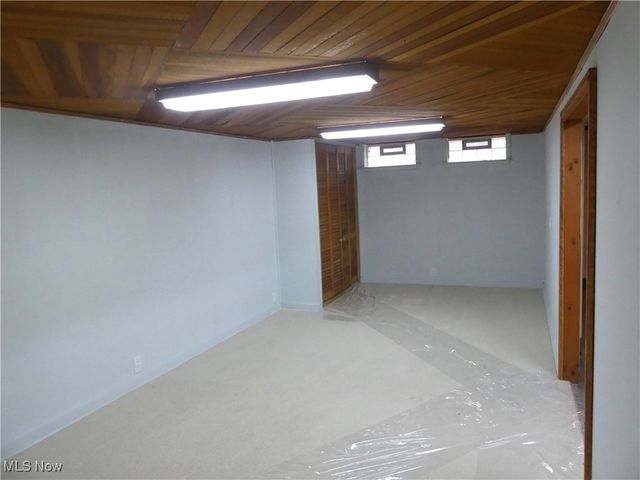 13804 Rockside Road, Garfield Heights, OH 44125