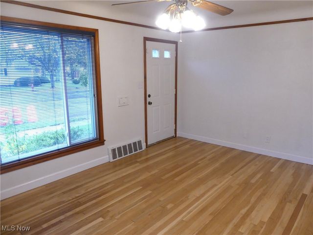 13804 Rockside Road, Garfield Heights, OH 44125