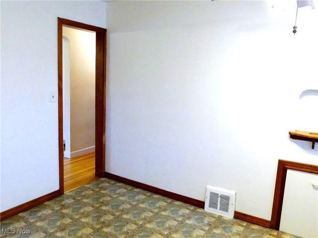 13804 Rockside Road, Garfield Heights, OH 44125