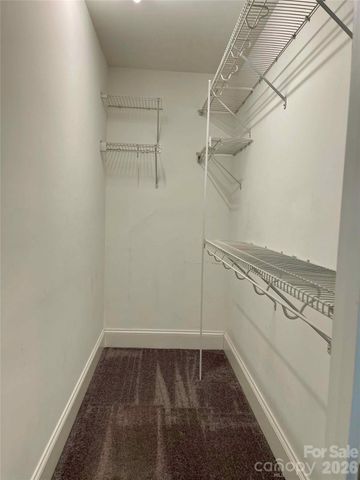 5147 Meadow Park Lane, Hickory, NC 28602