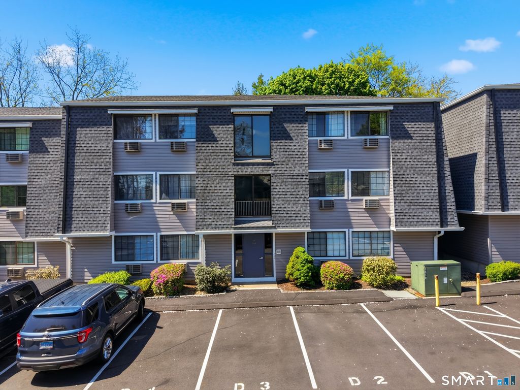 187 Flax Hill Road D1, Norwalk, CT 06854