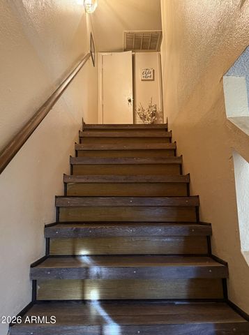 2423 E TRACY Lane 3, Phoenix, AZ 85032