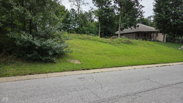 925 Classon Lane, Beech Grove, IN 46107