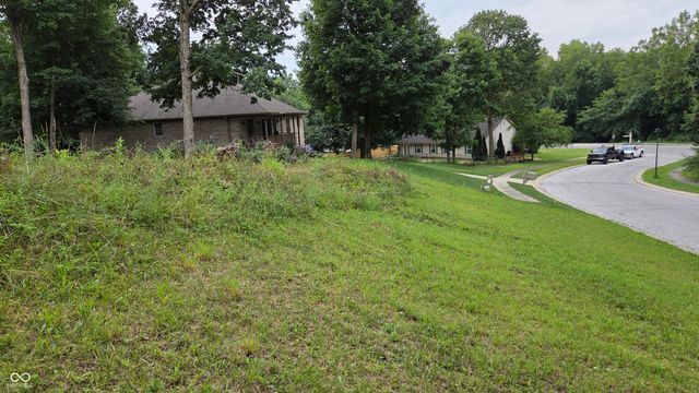 925 Classon Lane, Beech Grove, IN 46107