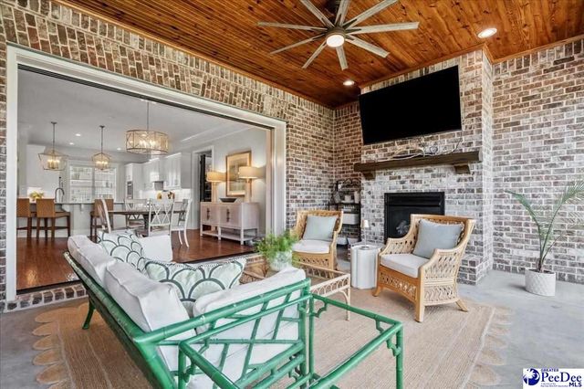 2588 Edinberg Way, Florence, SC 29501