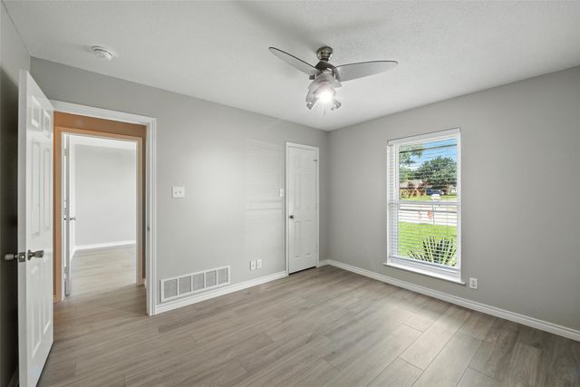 315 Woodlawn Street, Krum, TX 76249