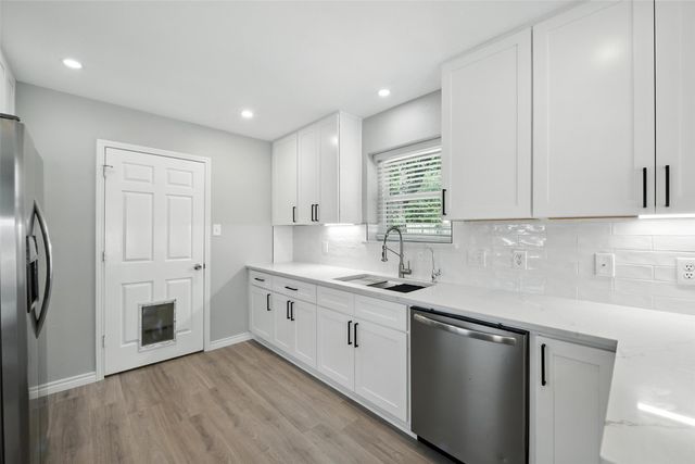 315 Woodlawn Street, Krum, TX 76249