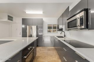 351 E THOMAS Road D104, Phoenix, AZ 85012