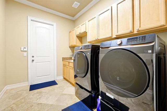 12012 RAMBLING OAK BOULEVARD, Orlando, FL 32832