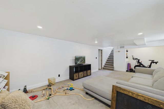 2947 Buchanan Street NE, Minneapolis, MN 55418