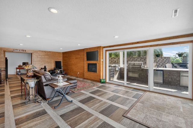 4503 Panorama Drive, Panora, IA 50216