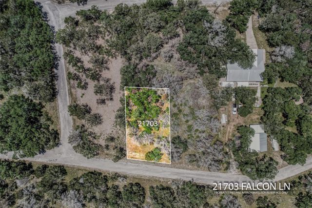 21703 Falcon LN, Lago Vista, TX 78645