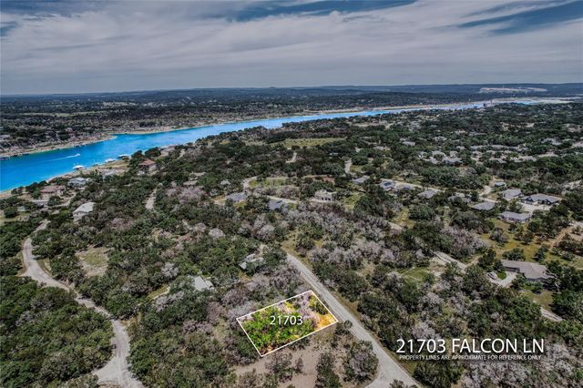 21703 Falcon LN, Lago Vista, TX 78645