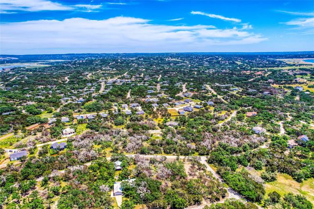 21703 Falcon LN, Lago Vista, TX 78645