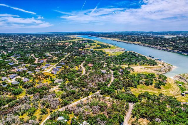 21703 Falcon LN, Lago Vista, TX 78645