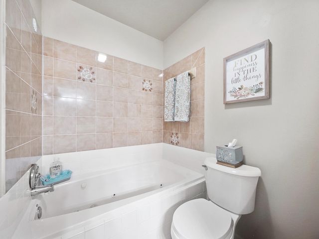 2022 Skrivanek Road, Sealy, TX 77474