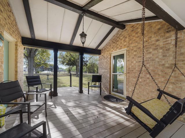 2022 Skrivanek Road, Sealy, TX 77474