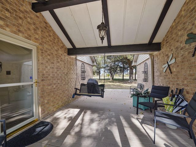 2022 Skrivanek Road, Sealy, TX 77474