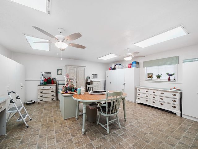 2022 Skrivanek Road, Sealy, TX 77474