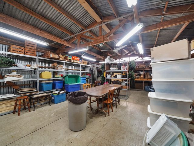 2022 Skrivanek Road, Sealy, TX 77474