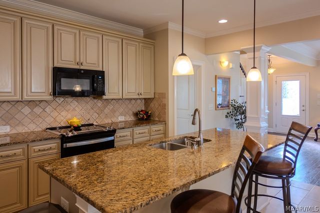 28 SPANIEL Lane, Pike Road, AL 36064