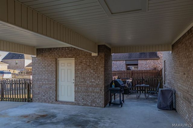 28 SPANIEL Lane, Pike Road, AL 36064