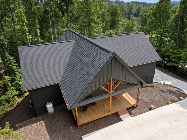 23 Anchor Drive, Nebo, NC 28761