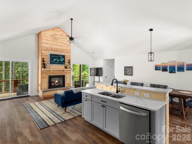 23 Anchor Drive, Nebo, NC 28761