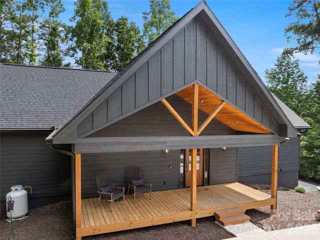 23 Anchor Drive, Nebo, NC 28761