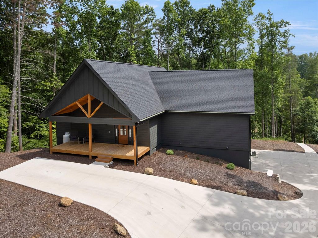 23 Anchor Drive, Nebo, NC 28761