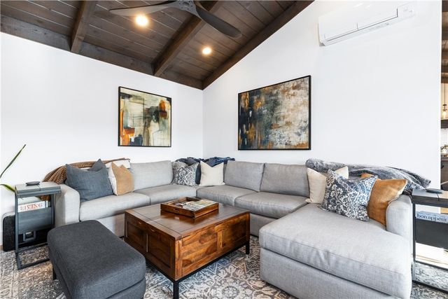 8214 Bass Point Road, Bradley, CA 93426