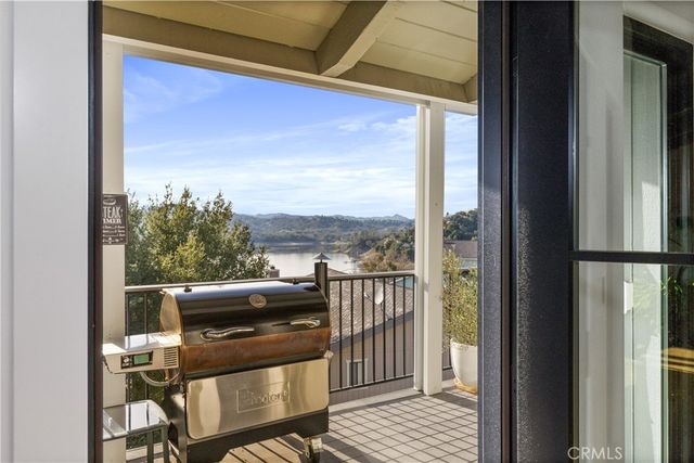 8214 Bass Point Road, Bradley, CA 93426