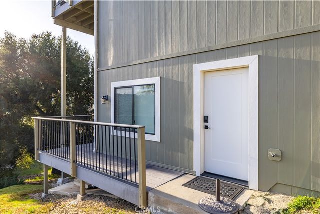 8214 Bass Point Road, Bradley, CA 93426