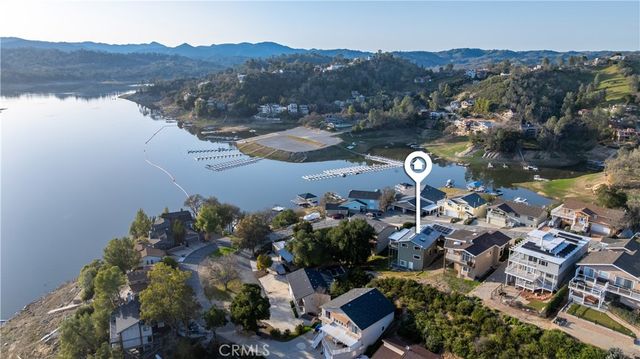 8214 Bass Point Road, Bradley, CA 93426