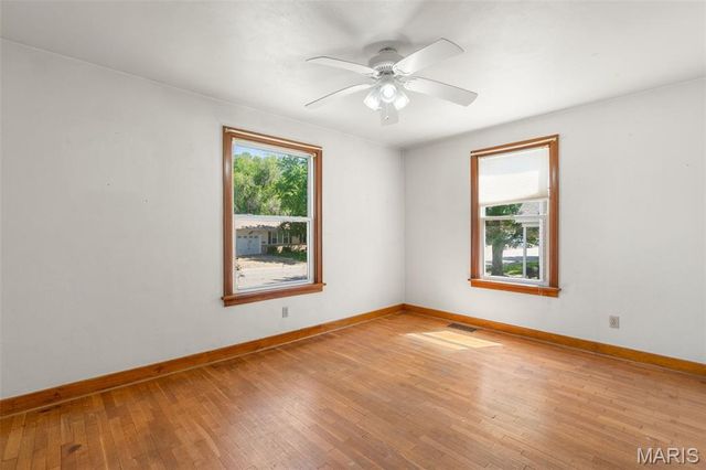 306 W 8th Street, Washington, MO 63090