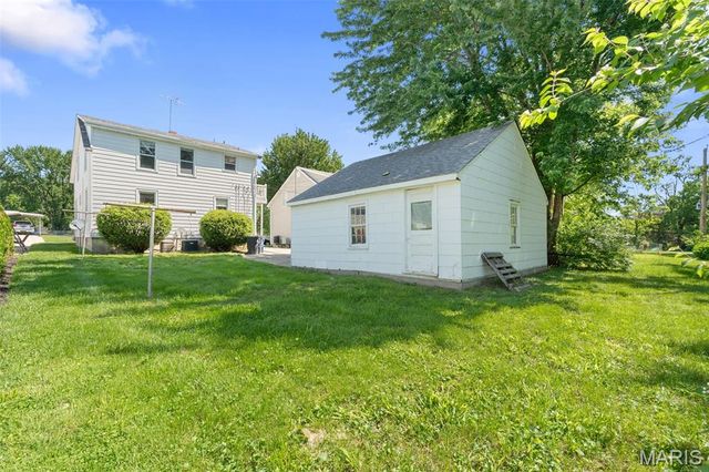306 W 8th Street, Washington, MO 63090