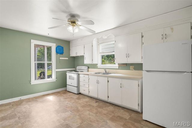306 W 8th Street, Washington, MO 63090