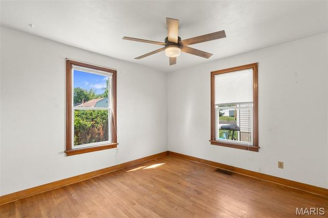 306 W 8th Street, Washington, MO 63090
