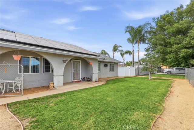 8979 Bold Ruler, Jurupa Valley, CA 92509