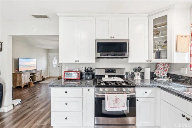 8979 Bold Ruler, Jurupa Valley, CA 92509