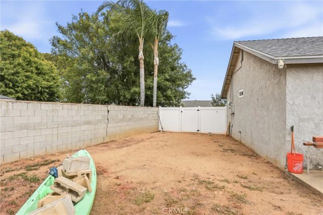8979 Bold Ruler, Jurupa Valley, CA 92509