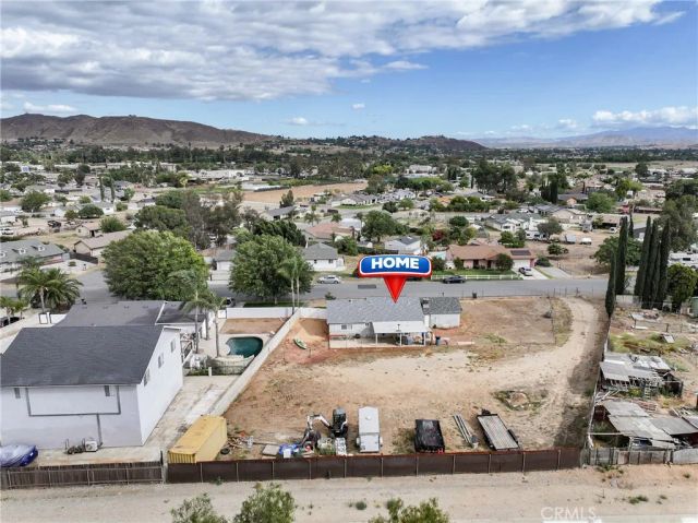 8979 Bold Ruler, Jurupa Valley, CA 92509