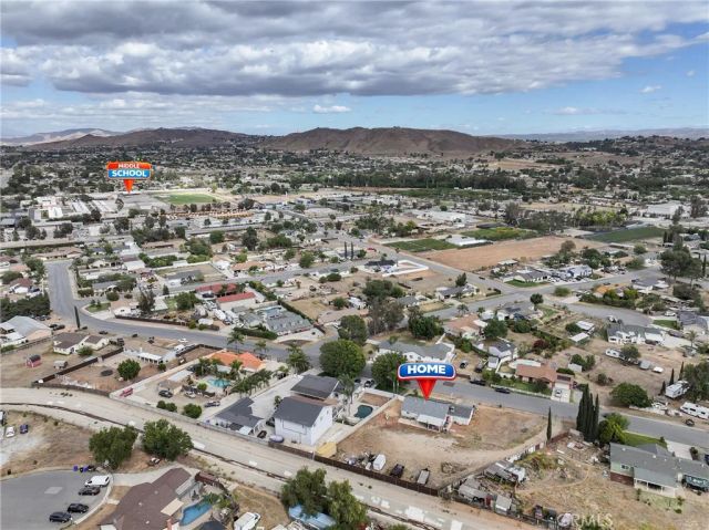 8979 Bold Ruler, Jurupa Valley, CA 92509