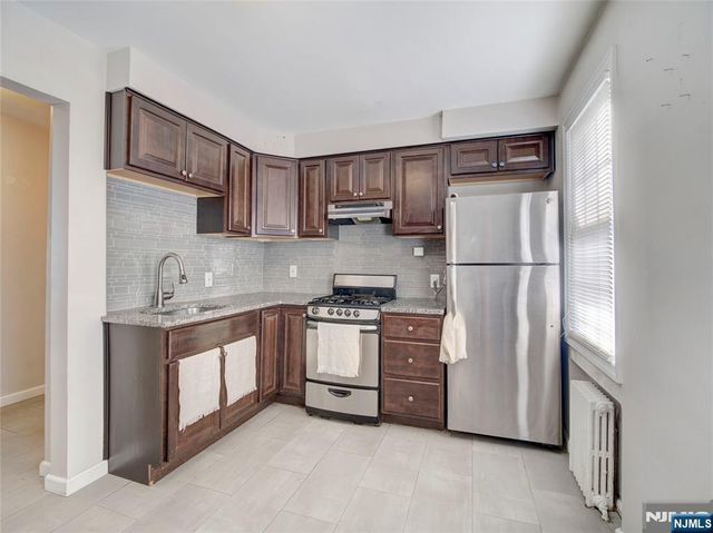 251 Elmwood Avenue C, Maplewood, NJ 07040