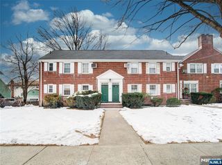 251 Elmwood Avenue C, Maplewood, NJ 07040