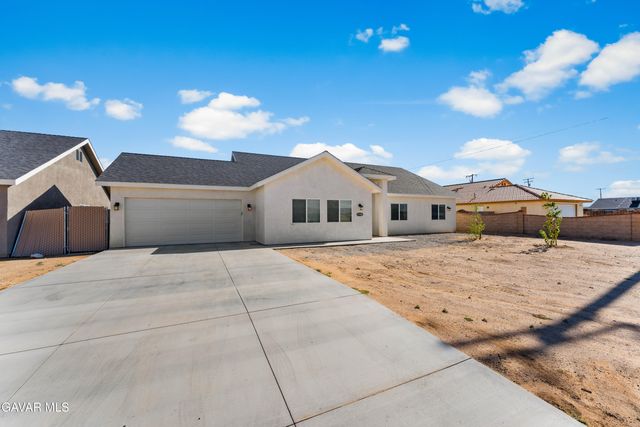 10588 Peach Avenue, California City, CA 93505