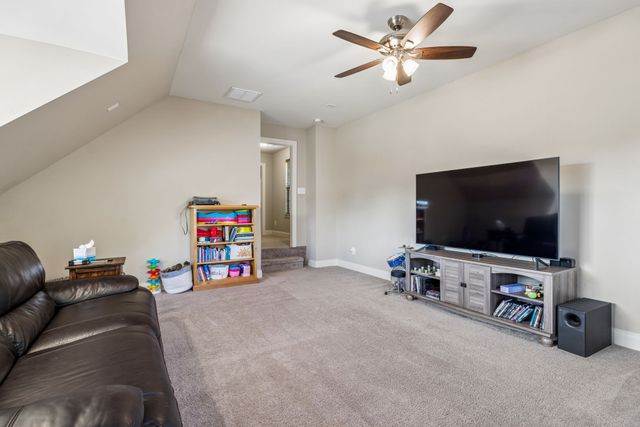 3043 Dogwood Trl, Spring Hill, TN 37174